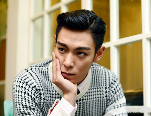 BigBang成員top崔勝賢入伍，GD權志龍送行表不舍
